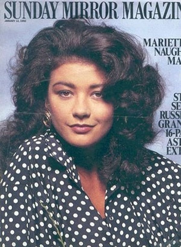 Η Κάθριν Ζέτα Τζόουνς όταν έκανε τα πρώτα της βήματα ως ηθοποιός [εικόνες] | iefimerida.gr 1