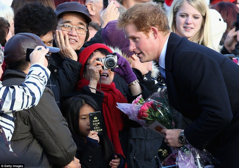 Πού άφησε τον πρίγκιπα Τζορτζ Χριστουγεννιάτικα η Κέιτ; -Η εντυπωσιακή εμφάνιση στην εκκλησία της Μαρίας Μαγδαληνής [εικόνες] | iefimerida.gr 8