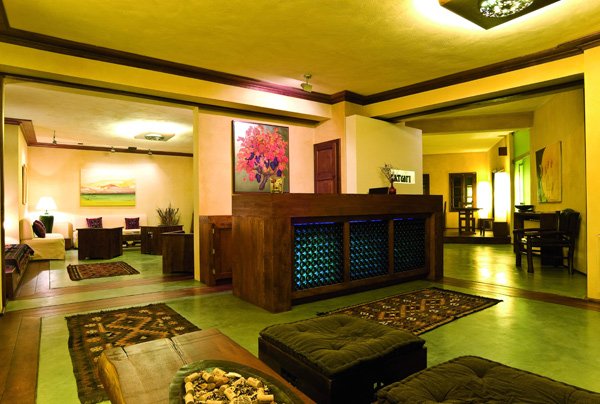 Βρετανός οινολόγος επισκέπτεται τους αμπελώνες του Αβέρωφ στο Μέτσοβο και μαγεύεται [εικόνα] | iefimerida.gr 5