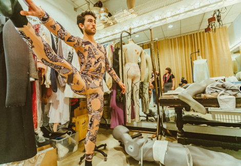 Η Ελληνίδα σχεδιάστρια που μάγεψε την Σάρα Τζέσικα Πάρκερ -Της ανέθεσε να ράψει τα κοστούμια του μπαλέτου της Νέας Υόρκης και το αποτέλεσμα τρέλανε την πόλη [εικόνες] | iefimerida.gr 9