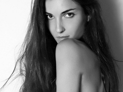 Eλληνίδα καλλονή που κάνει θραύση στις διεθνείς πασαρέλες καθόταν στο ίδιο θρανίο με τον Γουίλιαμ και την Κέιτ -Τι λέει για το ειδύλλιό τους [εικόνες] | iefimerida.gr 3