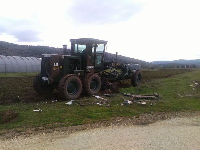 Ιωάννινα: Στην Κόνιτσα οι πρώτοι 150 πρόσφυγες -Μπουλντόζες του στρατού ετοιμάζουν το αεροδρόμιο Κατσικά [εικόνες] | iefimerida.gr 1