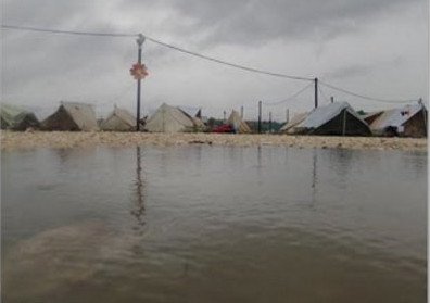 «Βούλιαξε» και ο προσφυγικός καταυλισμός στα Ιωάννινα -Πλημμύρισαν οι σκηνές [εικόνες] | iefimerida.gr 0