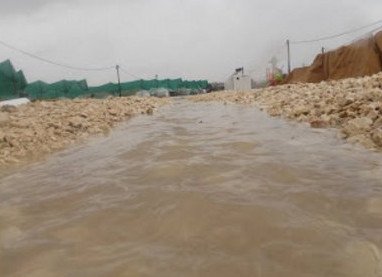 «Βούλιαξε» και ο προσφυγικός καταυλισμός στα Ιωάννινα -Πλημμύρισαν οι σκηνές [εικόνες] | iefimerida.gr 1