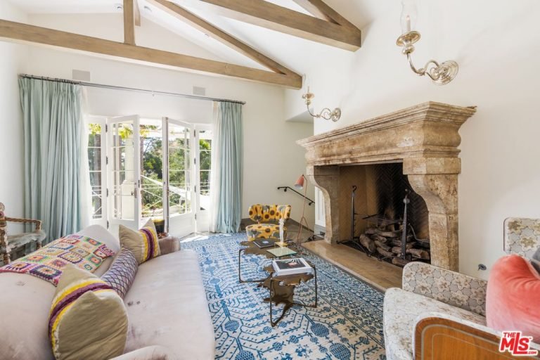 Το ονειρικό εξοχικό σπίτι, με τα ρωμαϊκά λουτρά, της Κέιτι Πέρι -Το πουλάει για 9,5 εκατ. ευρώ [εικόνες] | iefimerida.gr 9