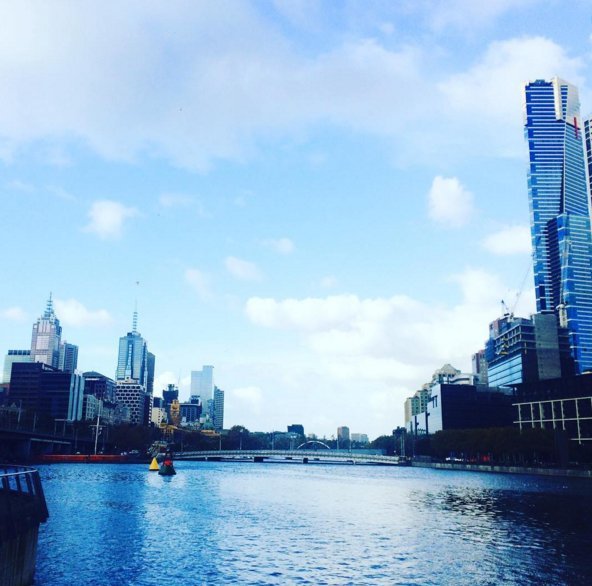 Την χώρισε λίγο πριν τον γάμο και το «έριξε» στα ταξίδια -Εγινε blogger και κάνει θραύση [εικόνες] | iefimerida.gr 2