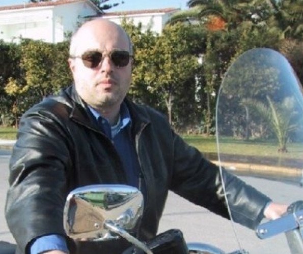 Βρέθηκε σε ποιον βουλευτή ανήκει η Porsche στο πάρκινγκ της Βουλής [εικόνες] | iefimerida.gr 3