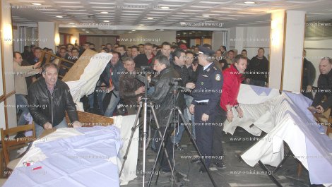 Τα έκαναν γυαλιά καρφιά σε ομιλία του Μάκη Βορίδη στην Καβάλα [εικόνα] | iefimerida.gr 0