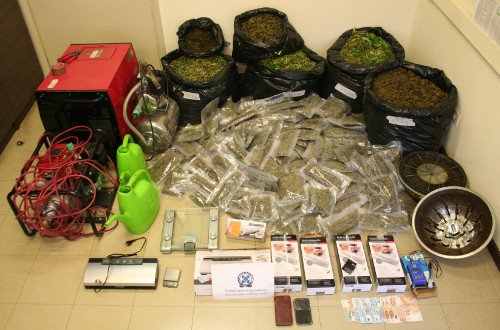 Καβάλα: Γερμανοί καλλιεργούσαν και εμπορεύονταν μεγάλες ποσότητες κάνναβης, είχαν το δικό τους «εργοστάσιο» [εικόνες] | iefimerida.gr 0