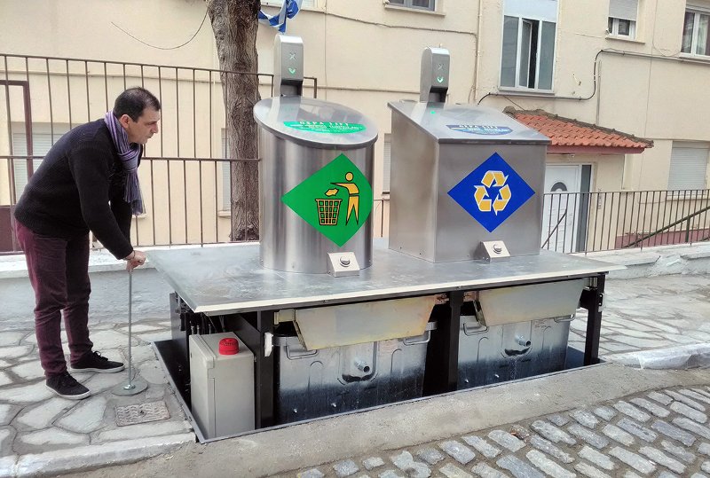 Η Καβάλα εξαφανίζει τους... κάδους -Τους αντικαθιστά με βυθιζόμενους [εικόνες] | iefimerida.gr 1