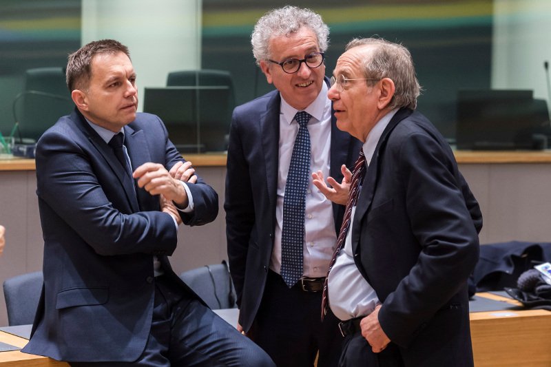 Bloomberg: Φαβορί και αουτσάιντερ για τη θέση του Ντάισελμπλουμ στην προεδρία του Eurogroup | iefimerida.gr 0