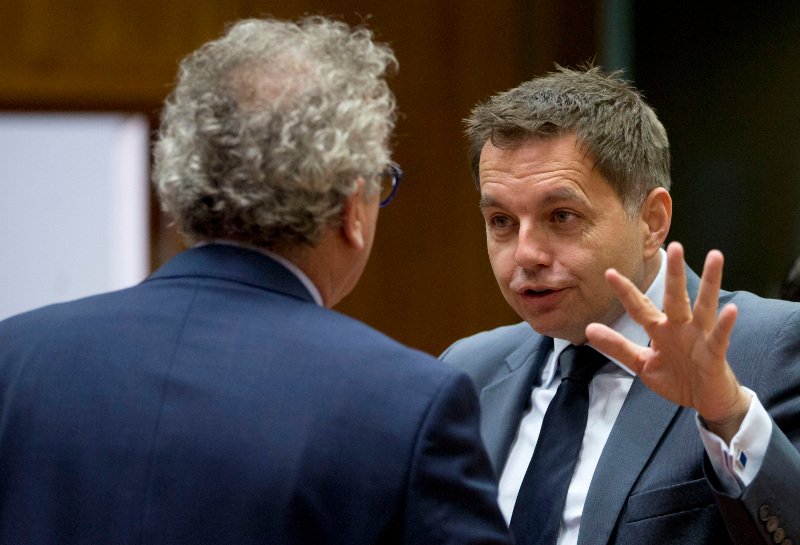 Οι τέσσερις διεκδικητές της προεδρίας του Eurogroup -Τρεις άνδρες και μία γυναίκα [εικόνες] | iefimerida.gr 2