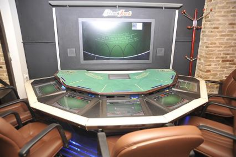 Νέο μίνι «Λας Βέγκας» εντοπίστηκε στη Συγγρού – Δώδεκα συλλήψεις [εικόνες] | iefimerida.gr 2