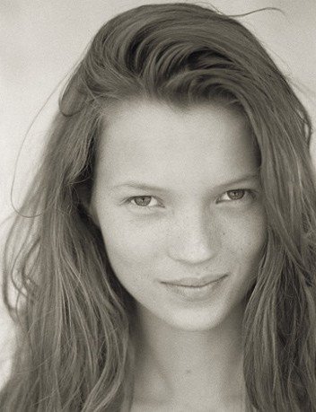 Η πρώτη φωτογράφιση της Κέιτ Μος -14 ετών χωρίς μακιγιάζ και επεξεργασία [εικόνες]  | iefimerida.gr 0