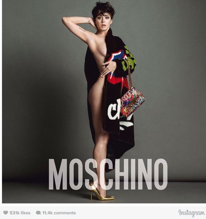 H Κέιτι Πέρι πέταξε τα ρούχα της [εικόνα] | iefimerida.gr 0