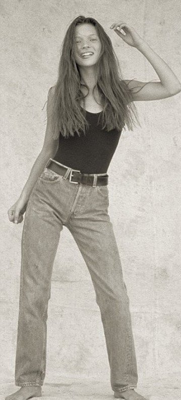 Η πρώτη φωτογράφιση της Κέιτ Μος -14 ετών χωρίς μακιγιάζ και επεξεργασία [εικόνες]  | iefimerida.gr 1