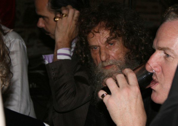 Το συγκινητικό μήνυμα του Ψαραντώνη στον Νικ Κέιβ για το θάνατο του γιου του [εικόνες&βίντεο] | iefimerida.gr 3