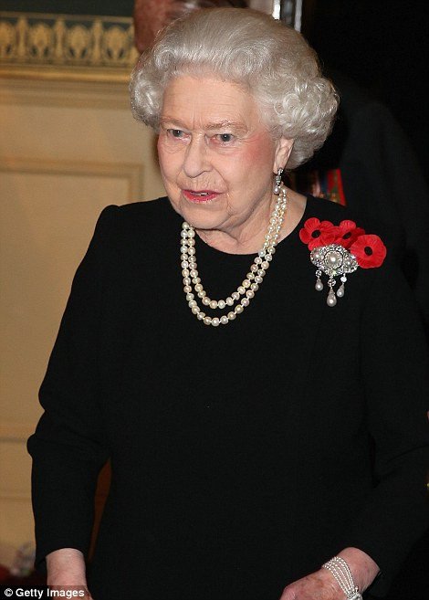 Αντέγραψε και το ύφος της Νταϊάνα: Φόρεσε τα ίδια ρούχα, ήταν σκυθρωπή -«Θλιμμένη πριγκίπισσα» και η Κέιτ Μίντλετον [εικόνες] | iefimerida.gr 12