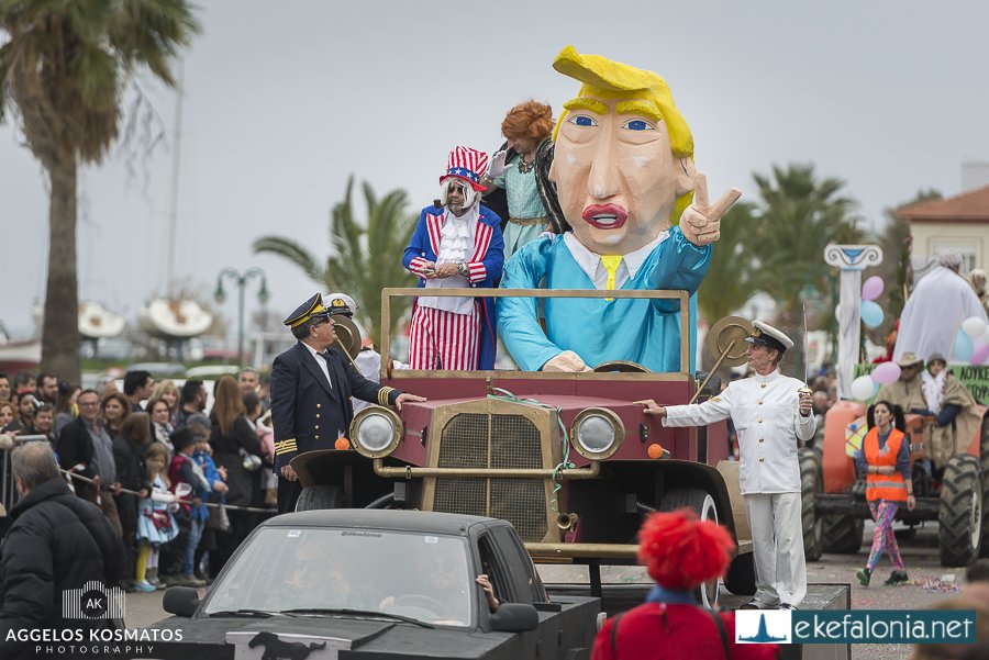 Κατρούγκαλος και Τραμπ βασιλιάδες του Καρναβαλιού στο Ληξούρι [εικόνες] | iefimerida.gr 17