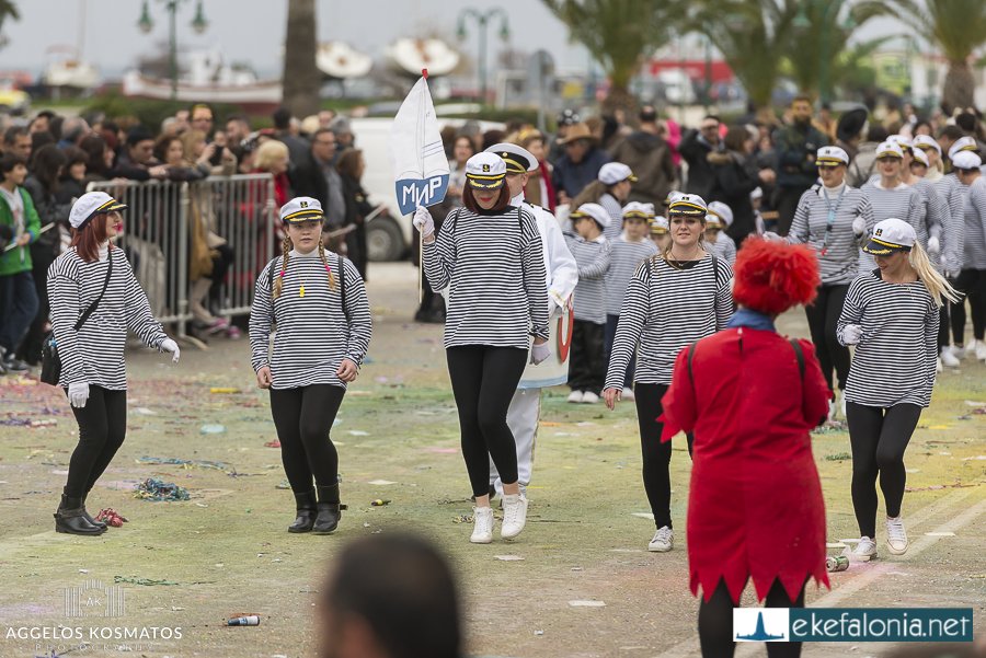 Κατρούγκαλος και Τραμπ βασιλιάδες του Καρναβαλιού στο Ληξούρι [εικόνες] | iefimerida.gr 20
