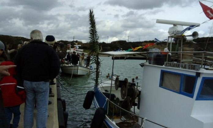 Με λαμπρότητα γιορτάστηκαν τα Θεοφάνεια σε όλη τη χώρα  [εικόνες] | iefimerida.gr 11