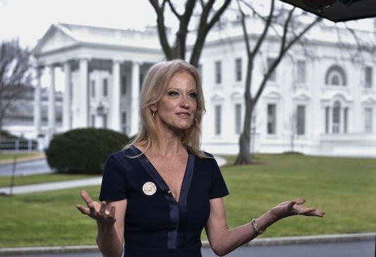 Κελιάν Κόνγουεϊ, η σύμβουλος του Τραμπ που λέει τα ψέματα σαν νερό [εικόνες] | iefimerida.gr 1