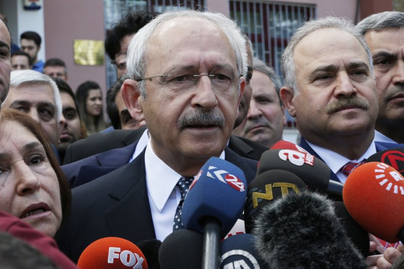 «Εχασε» μεγάλες πόλεις ο Ερντογάν -Διχασμένη η Τουρκία | iefimerida.gr 5