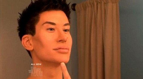 Ανδρας έκανε 100 πλαστικές επεμβάσεις για να μοιάσει σε κούκλα [εικόνες] | iefimerida.gr 0