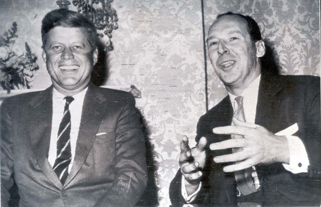 Γιατί η Τζάκι Κένεντι αρνήθηκε να παντρευτεί αυτόν τον άντρα  [εικόνες] | iefimerida.gr 7