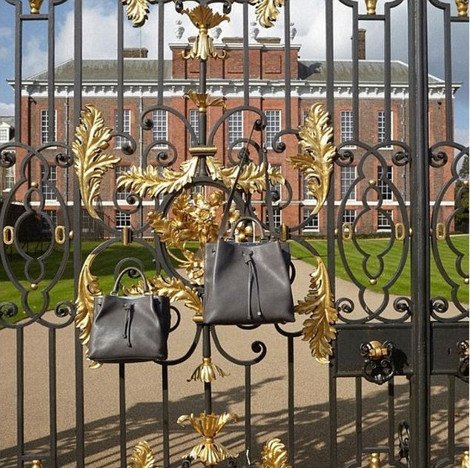 «Ξεμάλλιασμα» Κέιτ Μίντλετον με γνωστή εταιρία δερμάτινων ειδών -Η φωτογραφία που εξόργισε το παλάτι [εικόνες] | iefimerida.gr 0