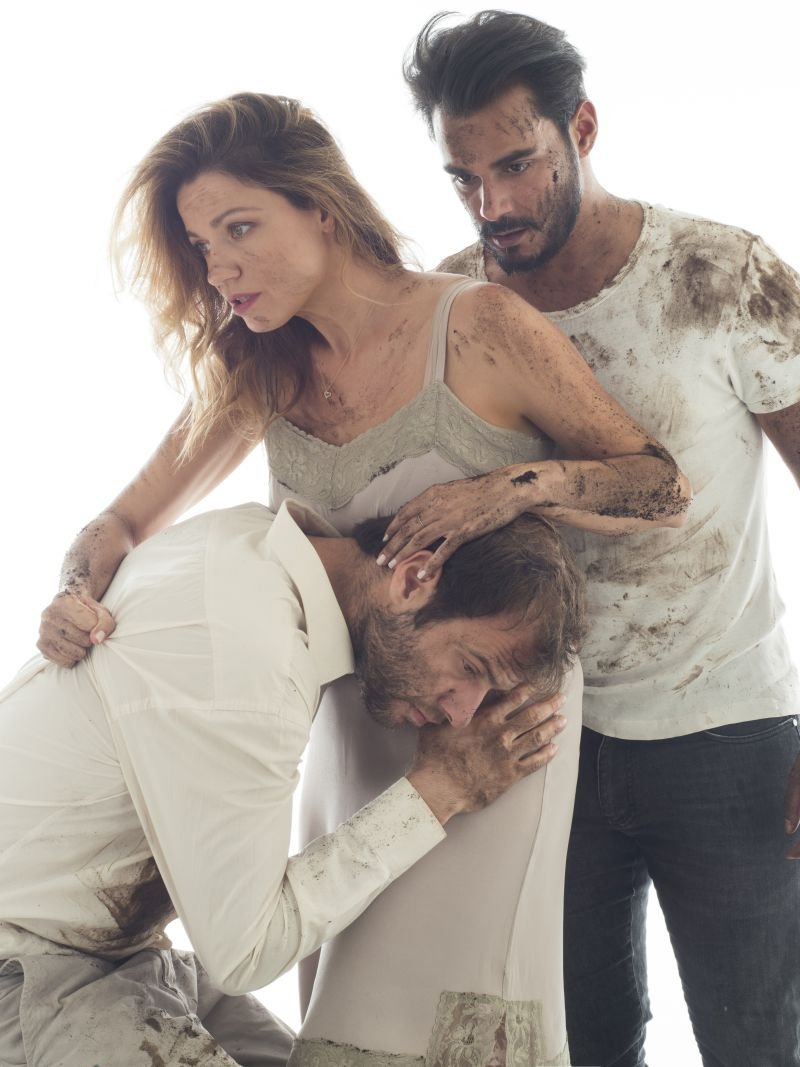 4 + 1 θεατρικές παραστάσεις για το Δευτερότριτο [εικόνες] | iefimerida.gr 0