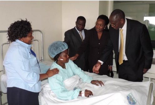 Κένυα: Κατακραυγή έχει προκαλέσει στην χώρα το μαχαίρωμα στο πρόσωπο μιας γυναίκας από τον σύζυγο της [εικόνες] | iefimerida.gr 1