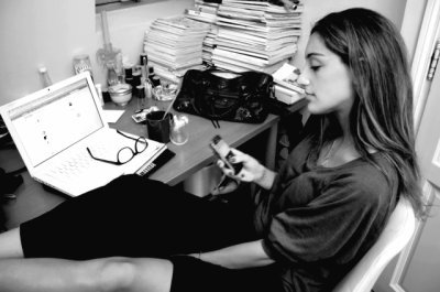 Kenza, η όμορφη και πανέξυπνη Παριζιάνα που άνοιξε ένα blog μόδας και έγινε πλούσια σε πέντε χρόνια [εικόνες] | iefimerida.gr 12