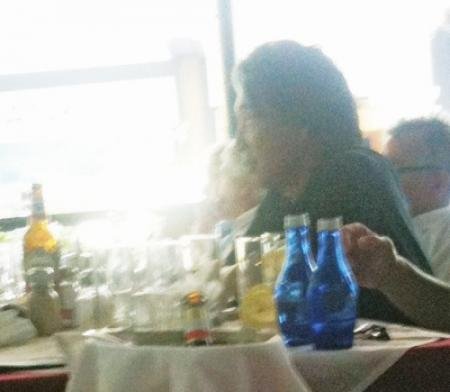 H Eλλάδα έγινε απόλυτη μόδα: Και ο σχεδιαστής Kenzo ήρθε στη χώρα μας για διακοπές [εικόνα] | iefimerida.gr 0