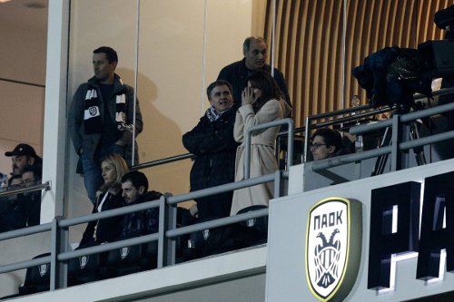 Και η Εφη Αχτσιόγλου πήγε να απολαύσει τον ΠΑΟΚ! [εικόνες] | iefimerida.gr 1