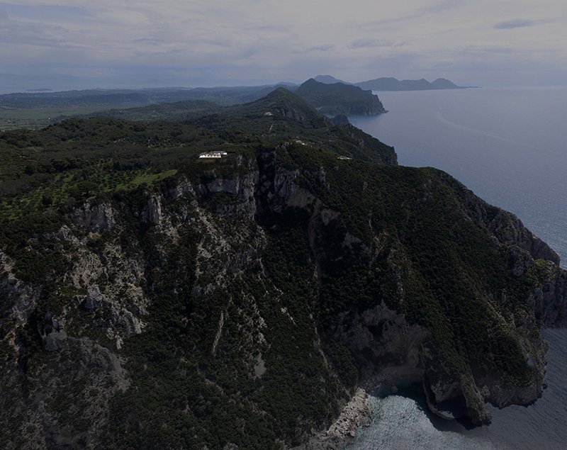 The Midnight Stars: Η κατοικία στην Κέρκυρα που βρίσκεται στο χείλος του γκρεμού -Ονειρική θέα [εικόνες] | iefimerida.gr 4