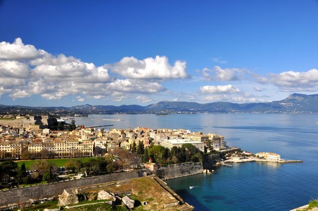 H Daily Mail εξηγεί γιατί πραγματικά αξίζει τον κόπο να πάει κανείς στην Κέρκυρα [εικόνες] | iefimerida.gr 4