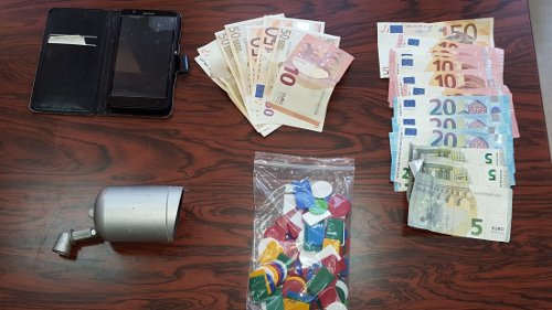 Κέρκυρα: Συνελήφθη 68χρονος για μαστροπεία -Αναζητείται μια 38χρονη Τσέχα | iefimerida.gr 0