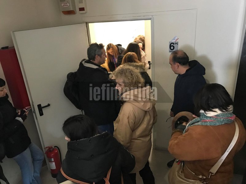 Διαμαρτυρία εκπαιδευτικών για τα δικαιώματα των μαθητών με αναπηρία [εικόνες] | iefimerida.gr 0