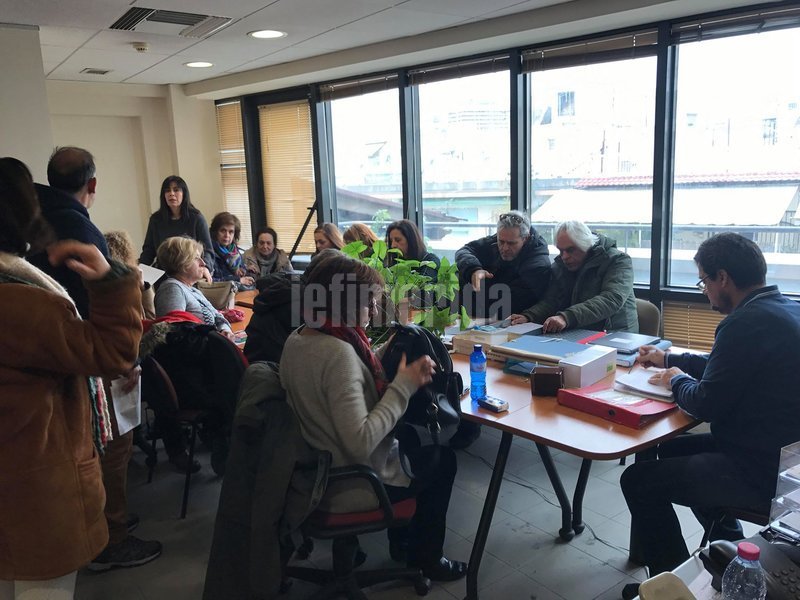 Διαμαρτυρία εκπαιδευτικών για τα δικαιώματα των μαθητών με αναπηρία [εικόνες] | iefimerida.gr 1