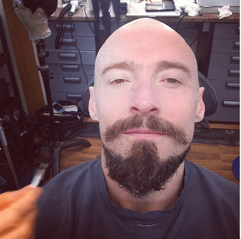 Ο Χιου Τζάκμαν καράφλιασε -Ούτε μια τρίχα στο κεφάλι του [εικόνα] | iefimerida.gr 0