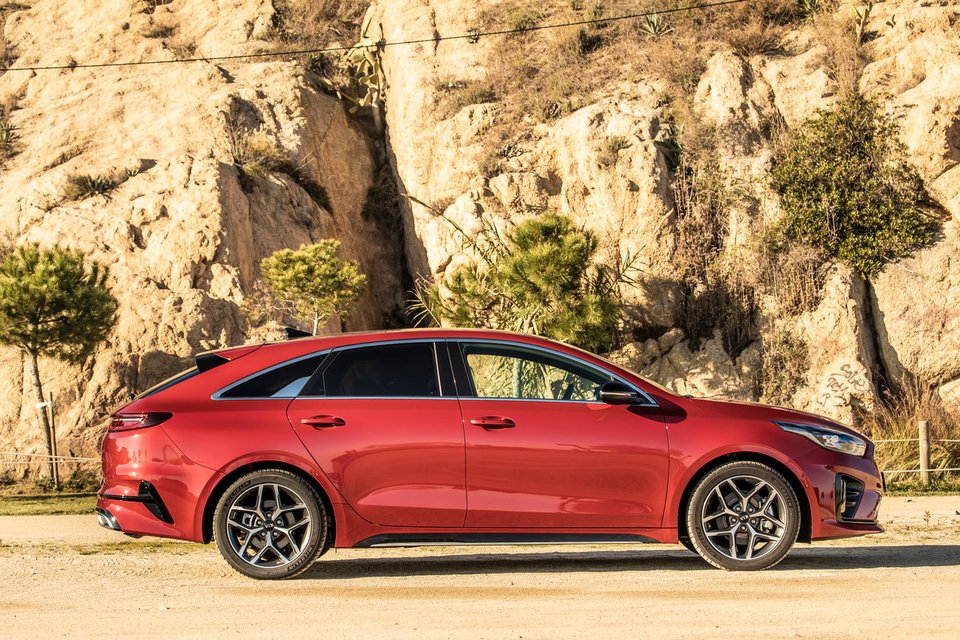 To shooting brake Kia ProCeed έχει ενδιαφέρον | iefimerida.gr 2