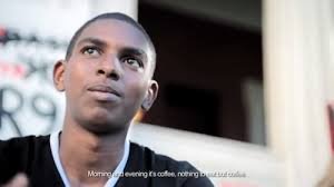 Η τυφλή Αγγελική, ο άνεργος Χρήστος, ο μετανάστης Κιαλό: Συγκλονιστικά πορτρέτα της οικονομικής κρίσης [βίντεο] | iefimerida.gr 2