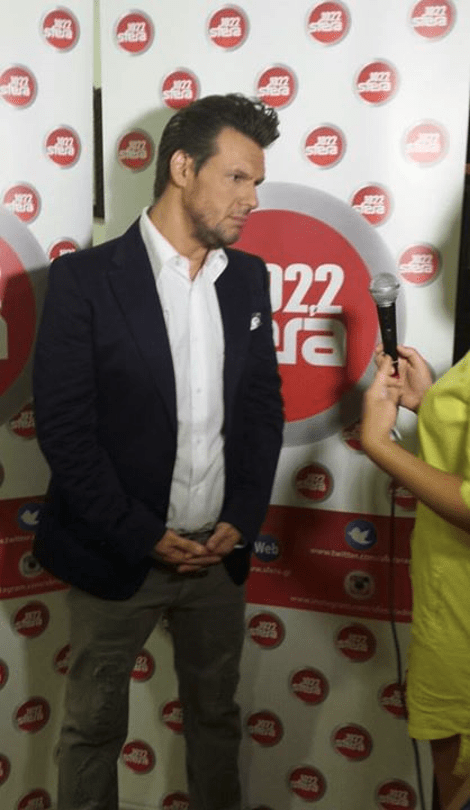 Αγνώριστος ο Πάνος Κιάμος -Φανερά αδυνατισμένος και με νέο λουκ [εικόνες] | iefimerida.gr 0