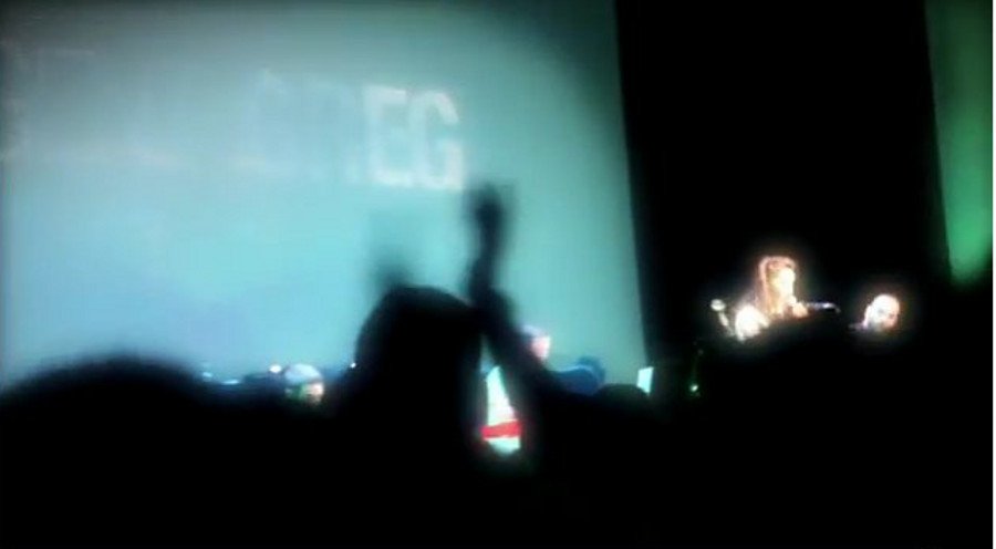 To Μέγαρο Μουσικής όπως δεν το έχετε ξαναδεί: Χίπστερ, dance μουσική, όρθιο κοινό που δεν σταματούσε να χορεύει [εικόνες] | iefimerida.gr 2