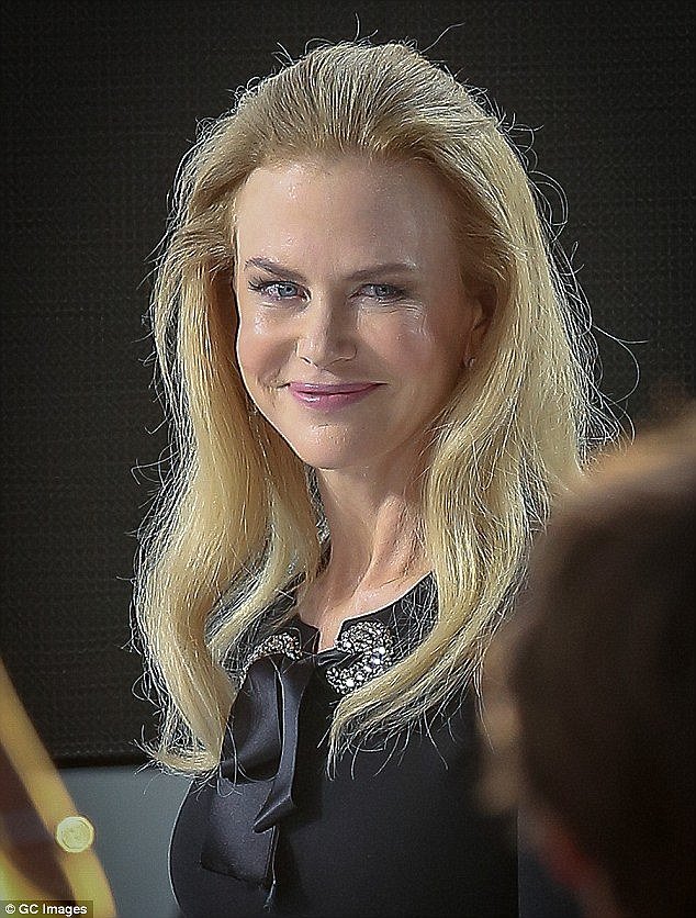 Ατσαλάκωτη: Πρησμένο και ανέκφραστο το πρόσωπο της Κίντμαν [εικόνες] | iefimerida.gr 3