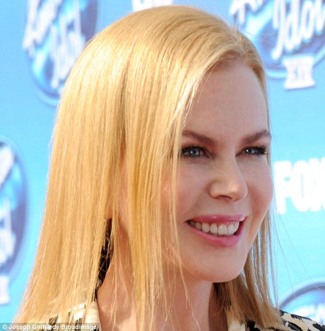 Ατσαλάκωτη: Πρησμένο και ανέκφραστο το πρόσωπο της Κίντμαν [εικόνες] | iefimerida.gr 0