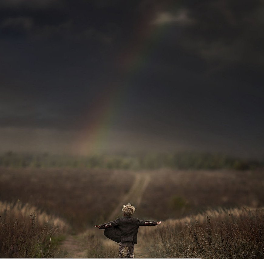 Ταλαντούχα μαμά βγάζει μαγευτικές φωτογραφίες τους γιους της στην ονειρική φάρμα τους [εικόνες] | iefimerida.gr 7