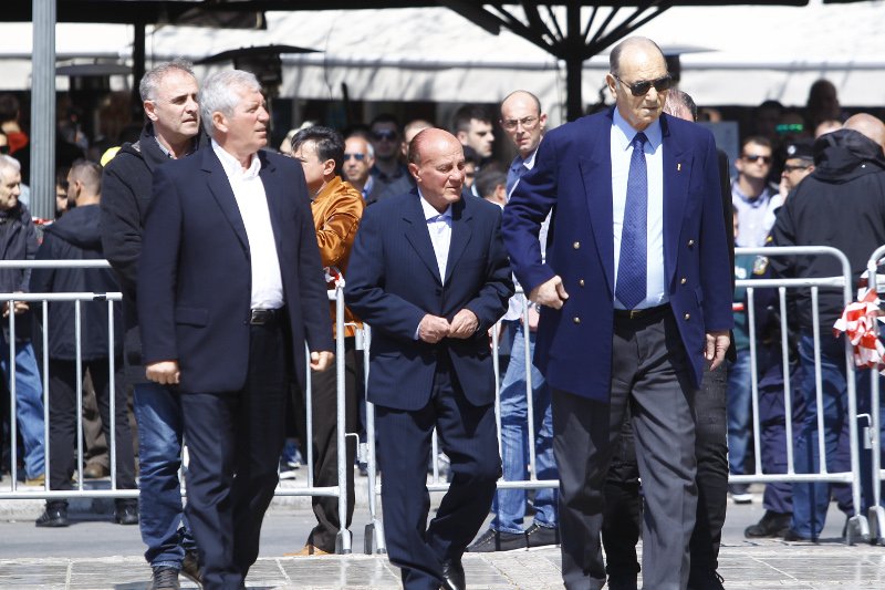 Λιβαθηνός, Δομάζος, Αντωνιάδης στην κηδεία του «τυφώνα»