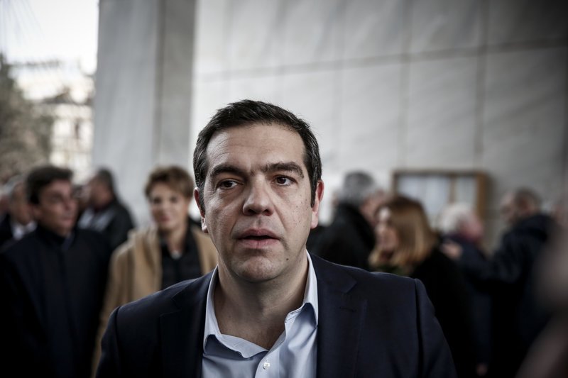 Το τελευταίο αντίο στον Θόδωρο Μιχόπουλο -Δάκρυσε ο Αλέξης Τσίπρας στην κηδεία [βίντεο] | iefimerida.gr 14